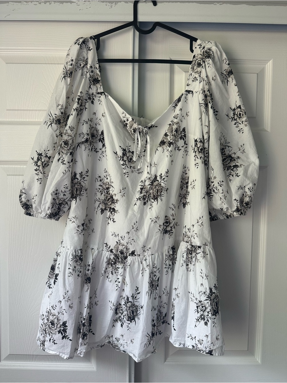 Puff-Sleeve Floral Mini Dress in White and Black